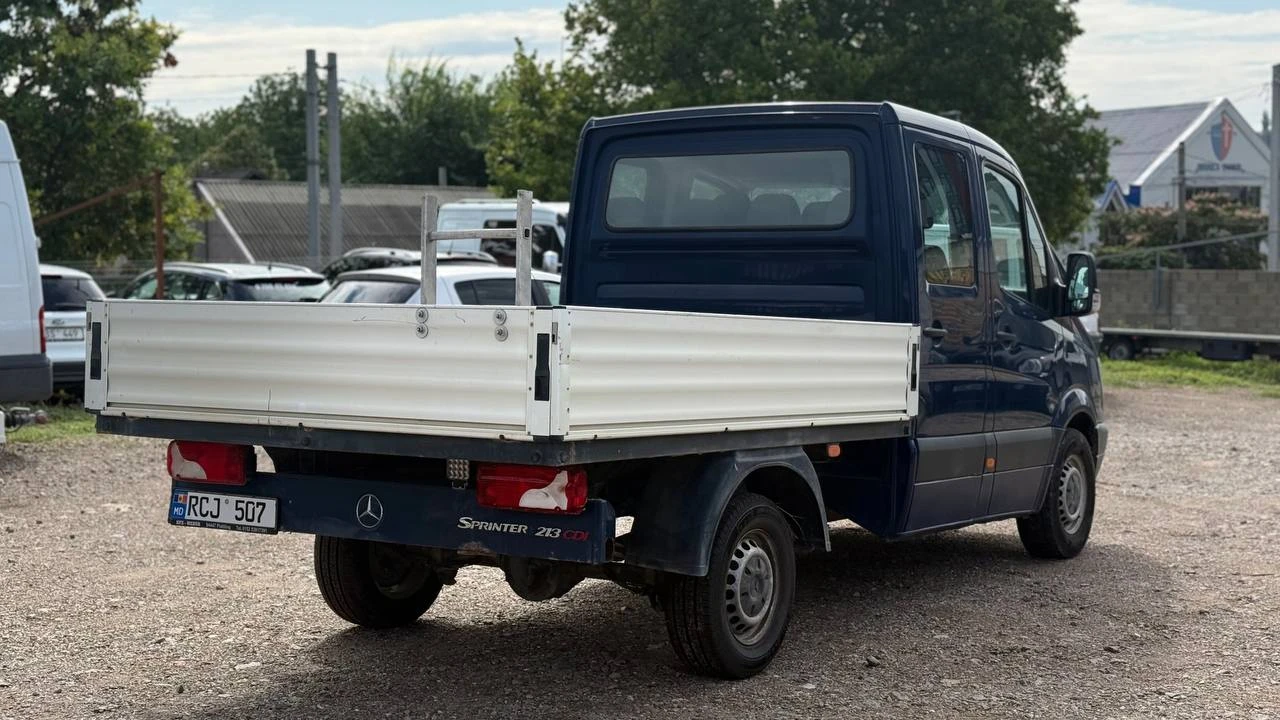 Photo 4 - Mercedes-Benz Sprinter