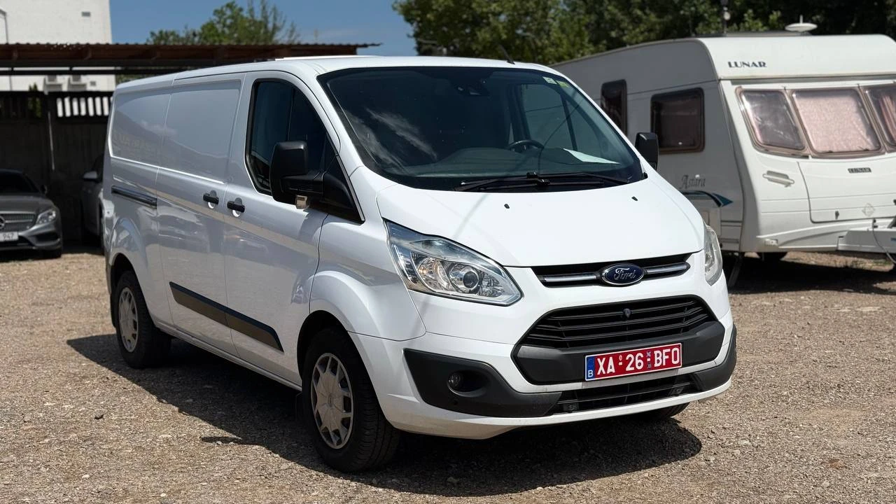Photo 11 - Ford transit custom