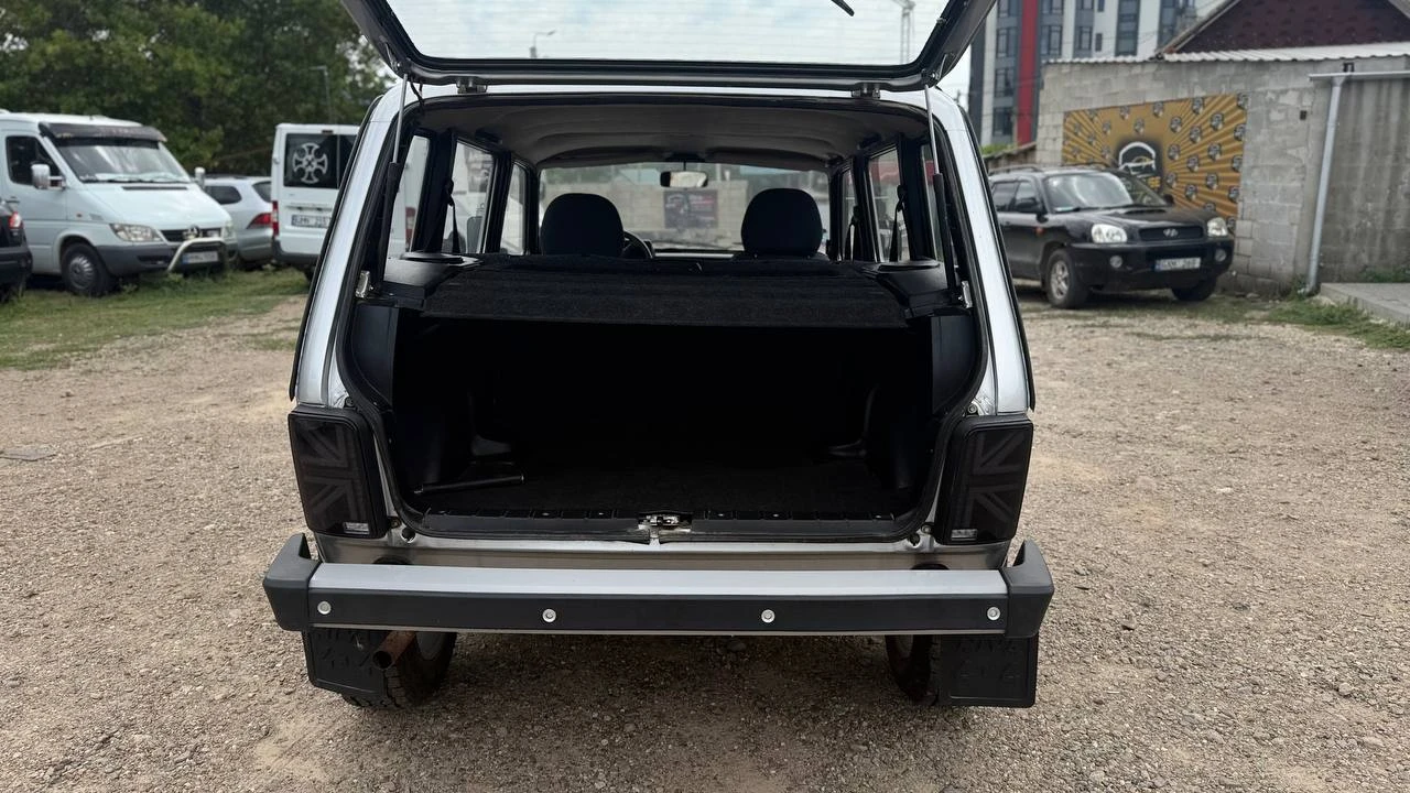 Photo 5 - Lada Niva