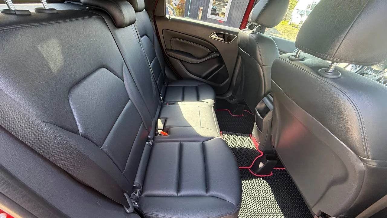 Photo 3 - Mercedes-Benz B Class