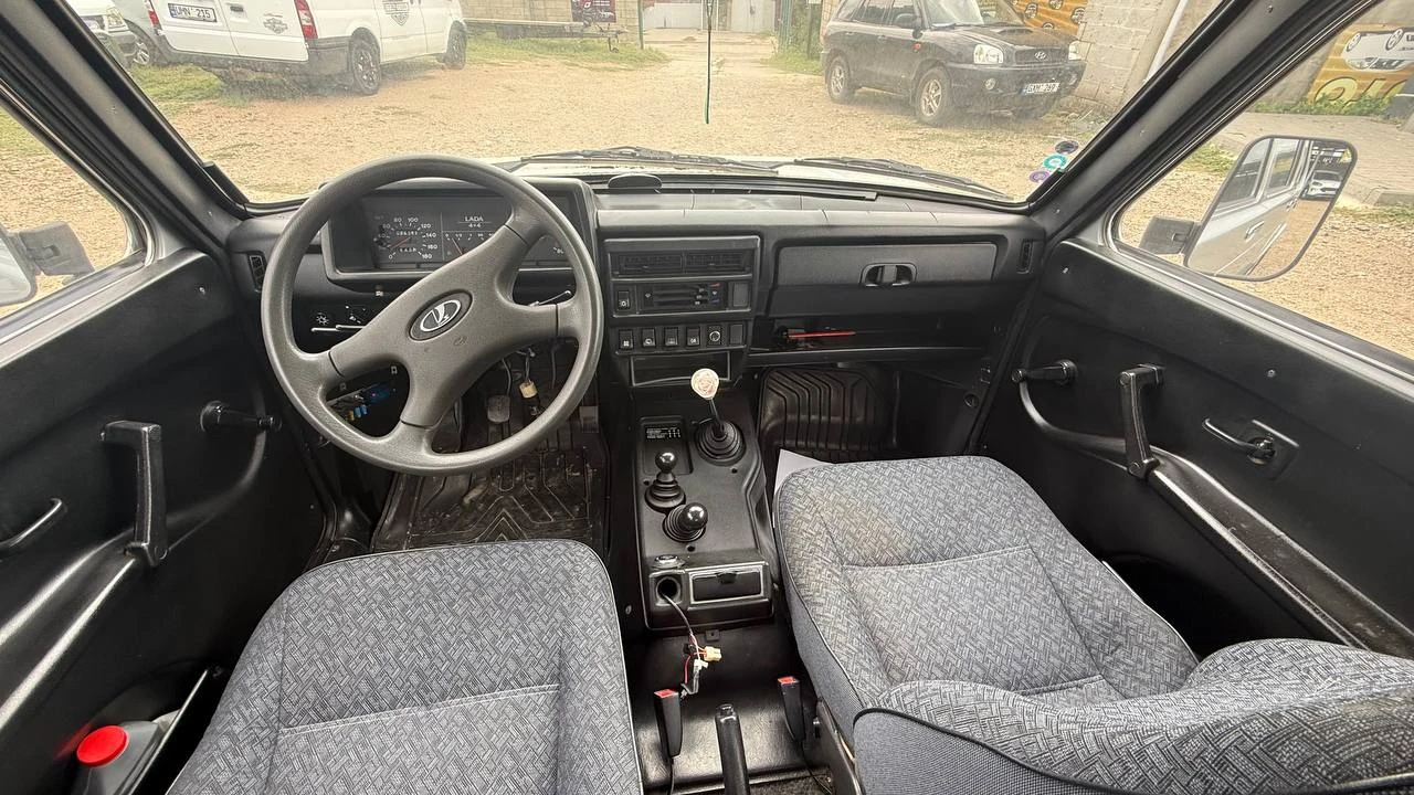 Photo 7 - Lada Niva