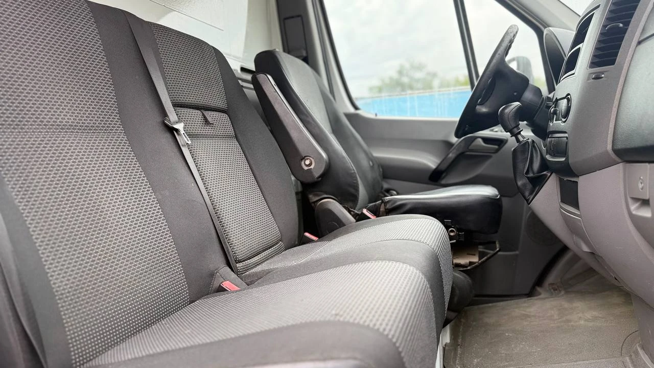 Photo 2 - Mercedes Sprinter 516CDI