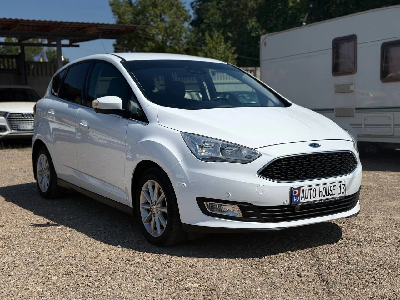 Photo 8 - Ford C MAX