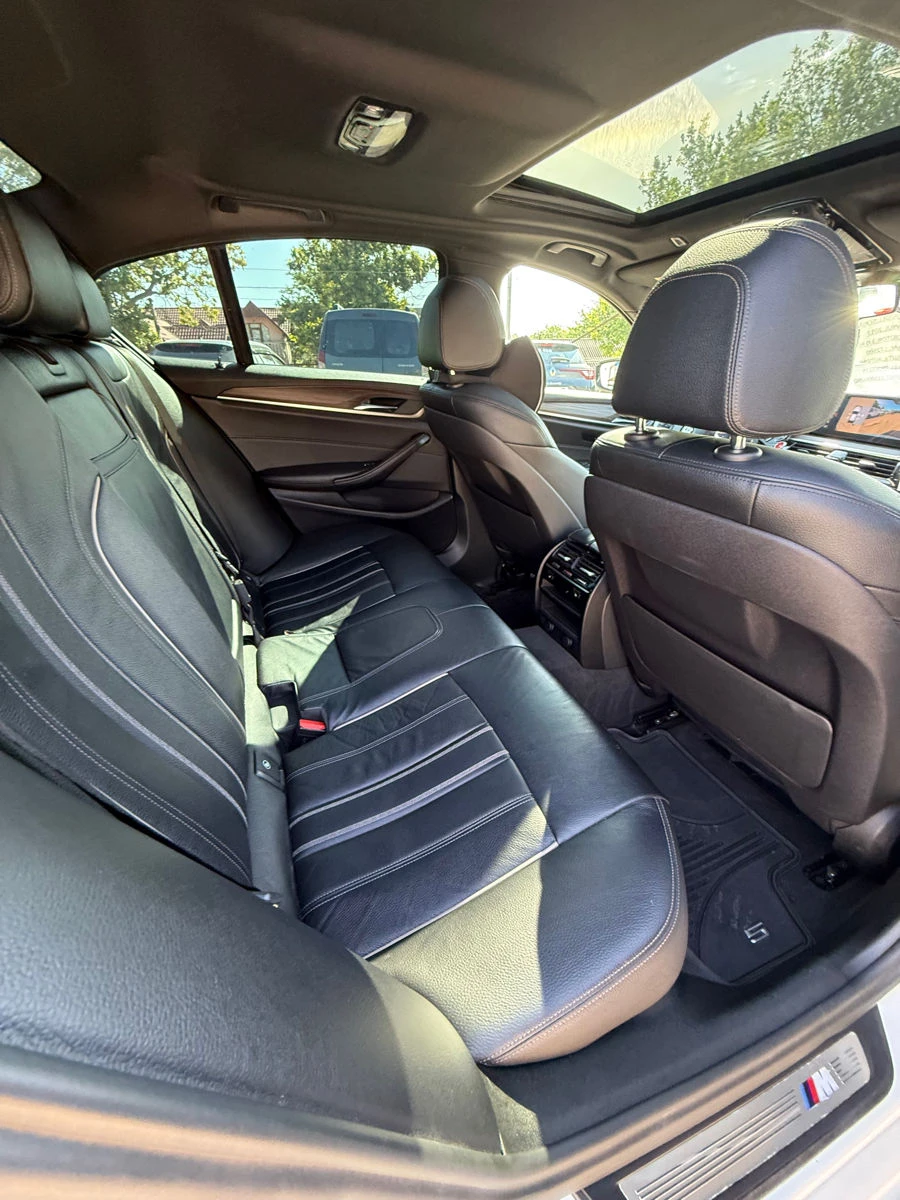Photo 5 - BMW 5 Series