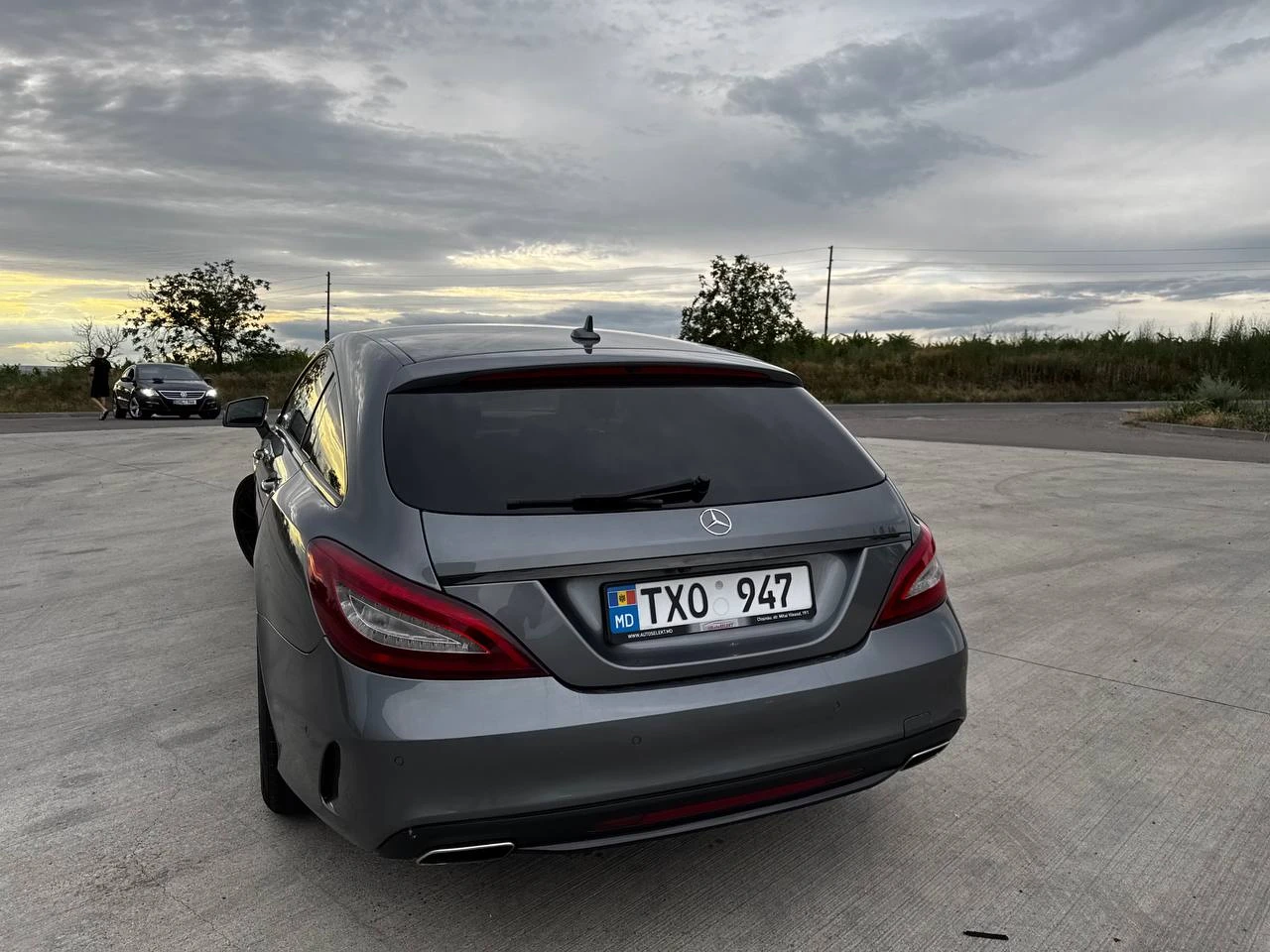 Photo 5 - Mercedes-Benz CLS