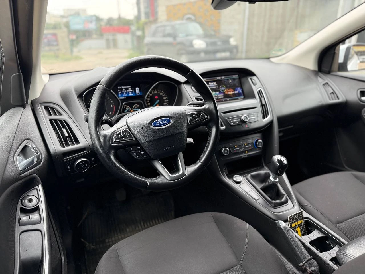 Photo 10 - Ford Focus