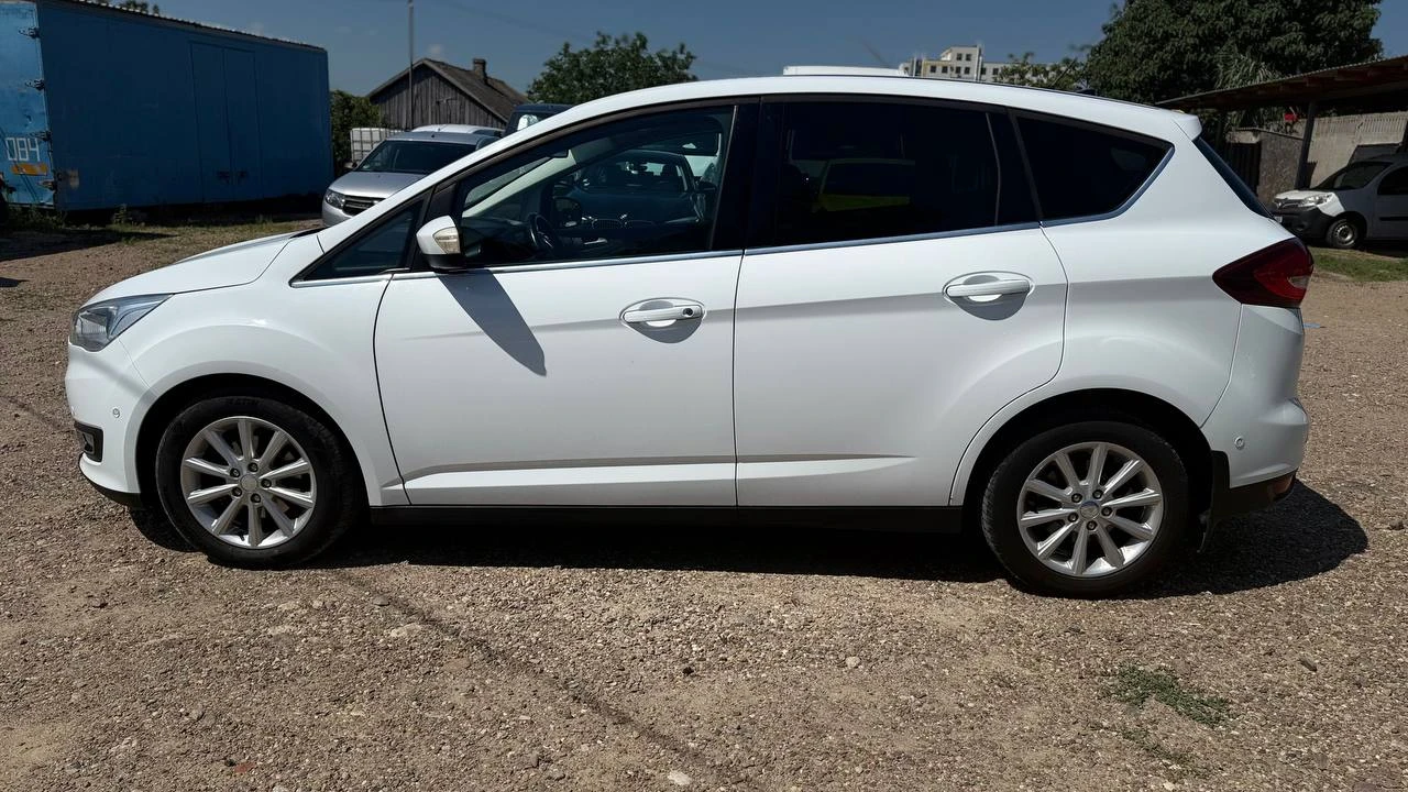 Photo 6 - Ford C MAX