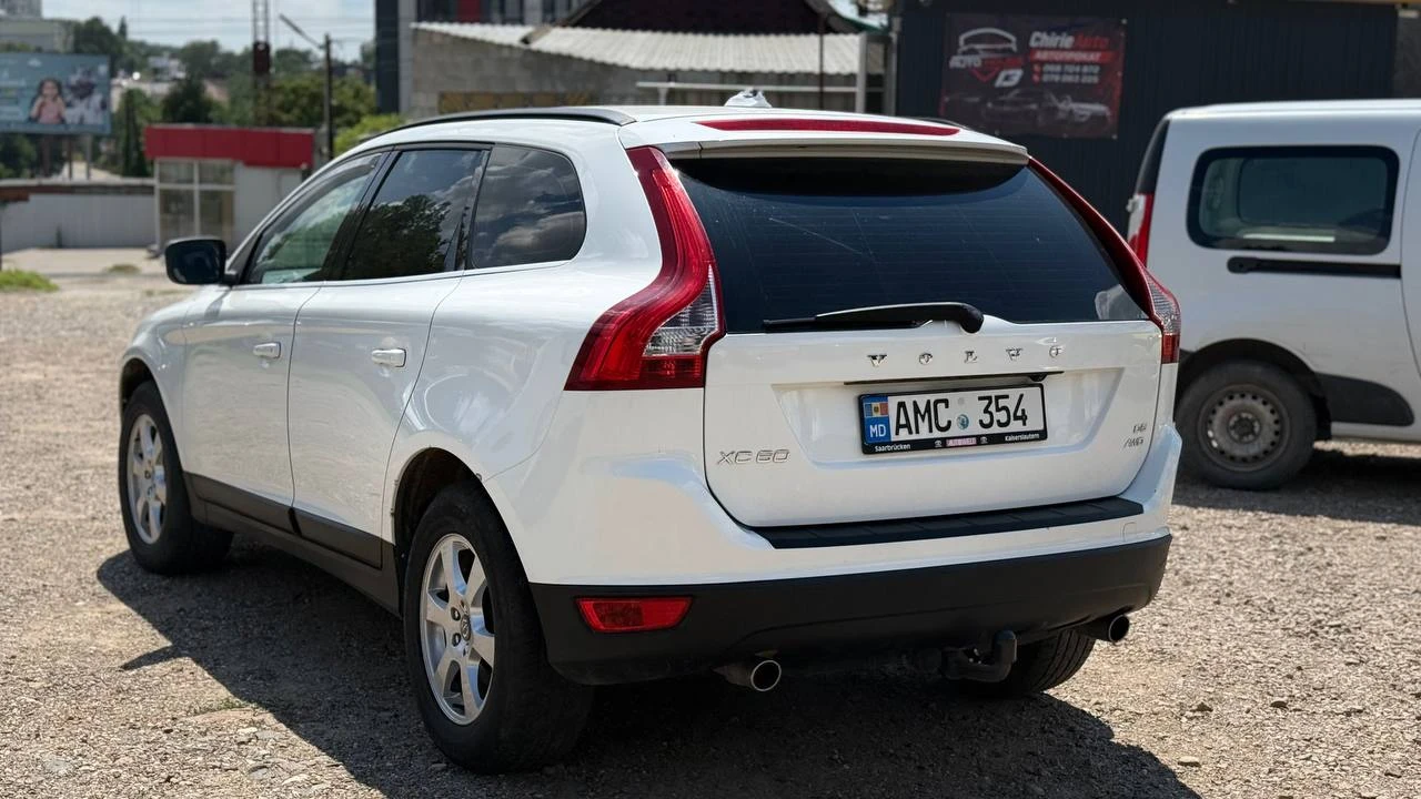 Photo 7 - Volvo XC60