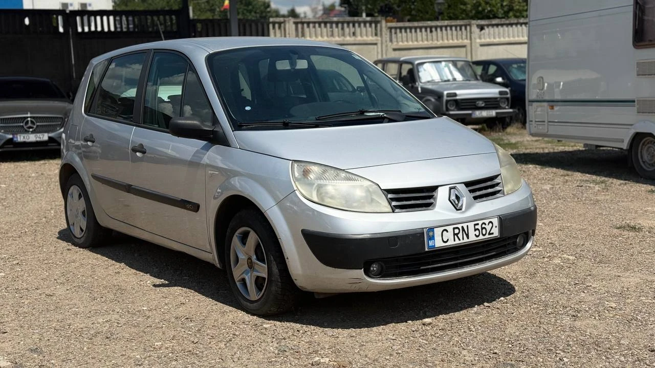 Photo 9 - Renault Scenic