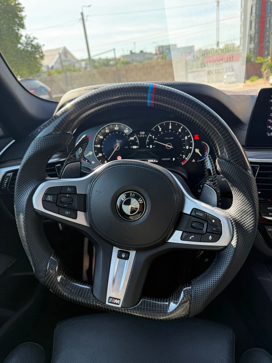 Photo 4 - BMW 5 Series
