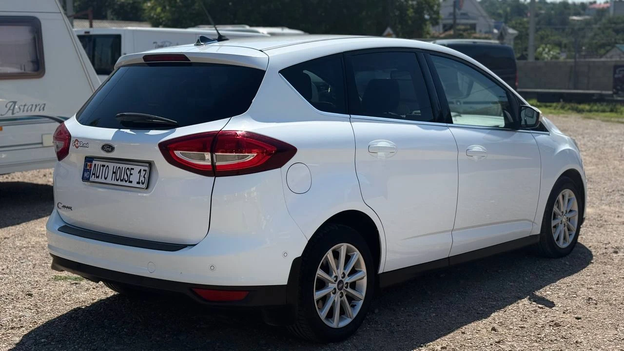 Photo 2 - Ford C MAX