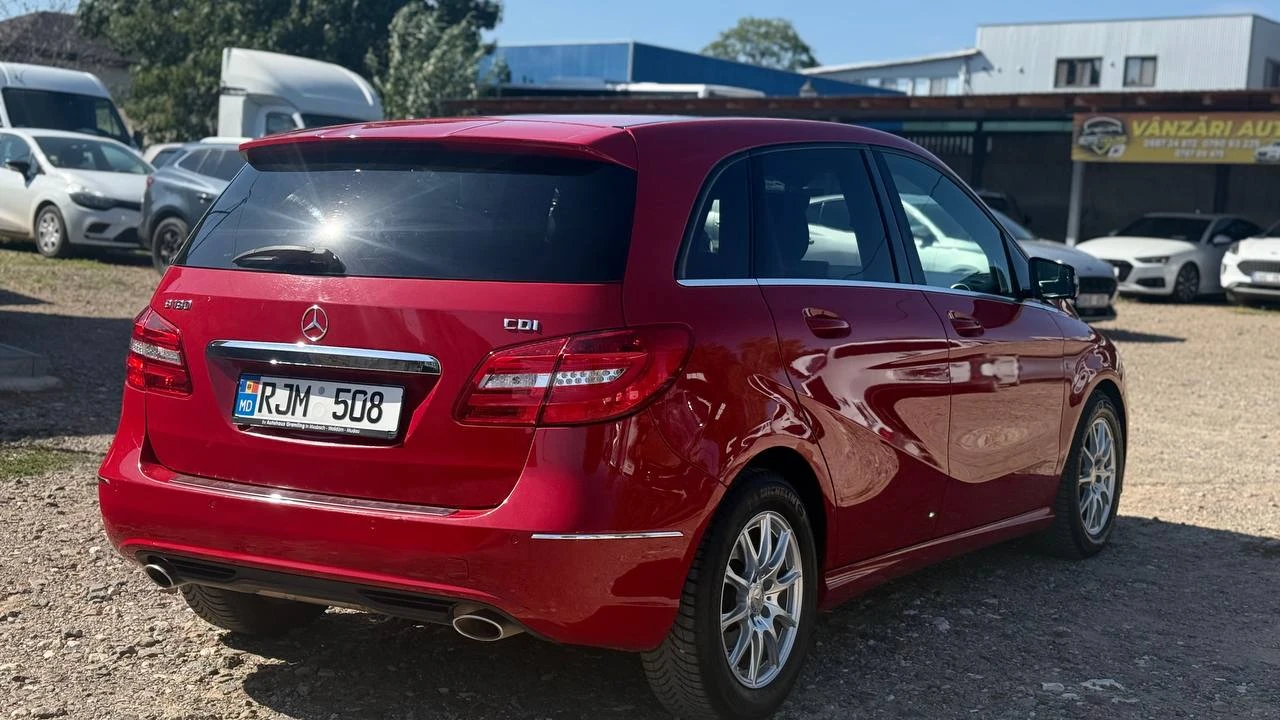 Photo 6 - Mercedes-Benz B Class