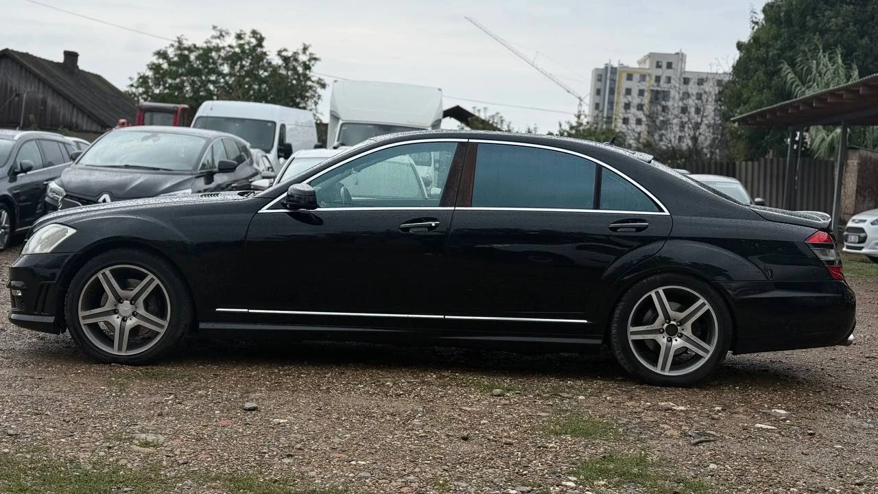 Photo 3 - Mercedes-Benz S500