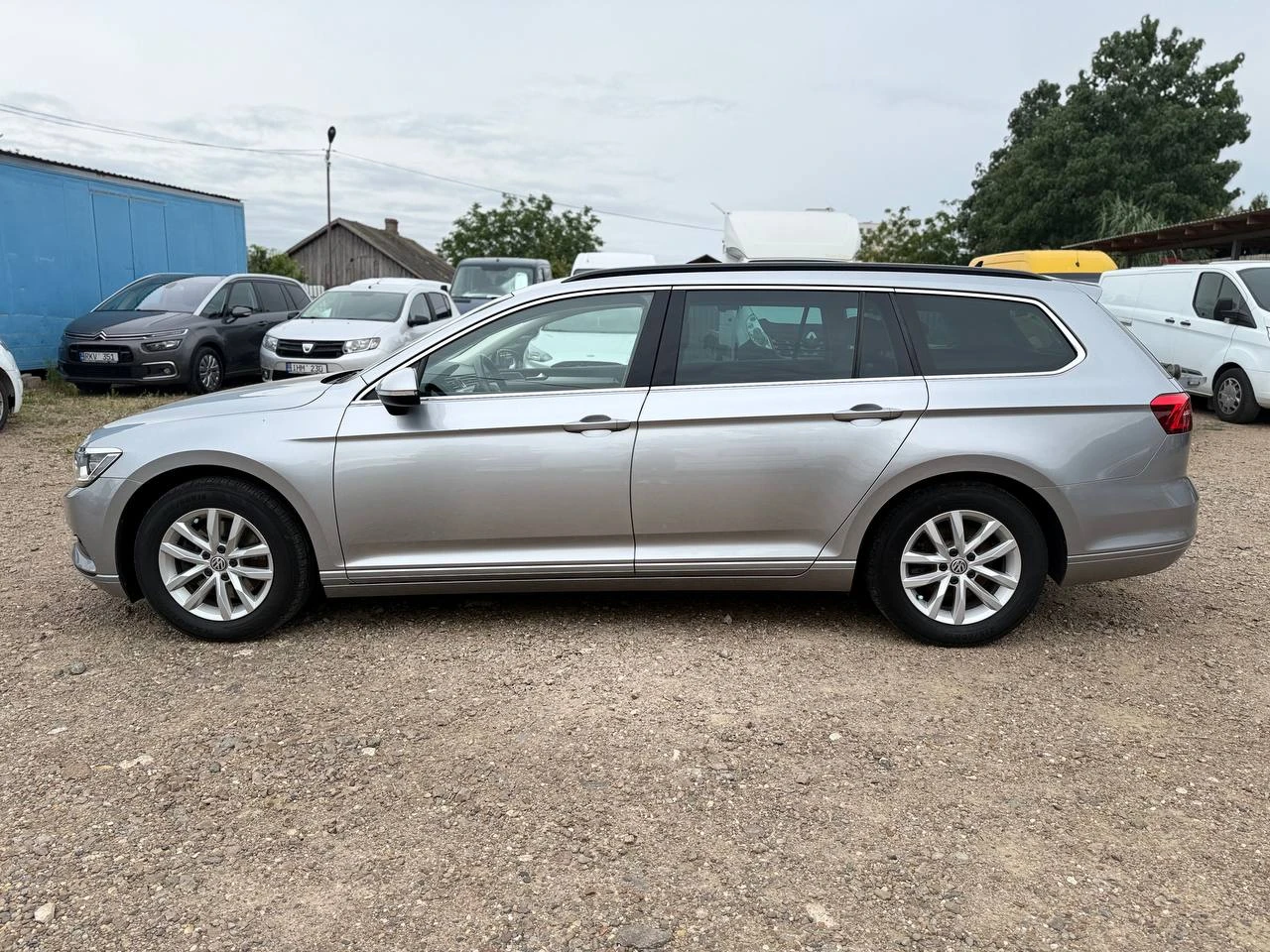 Photo 6 - Volkswagen Passat
